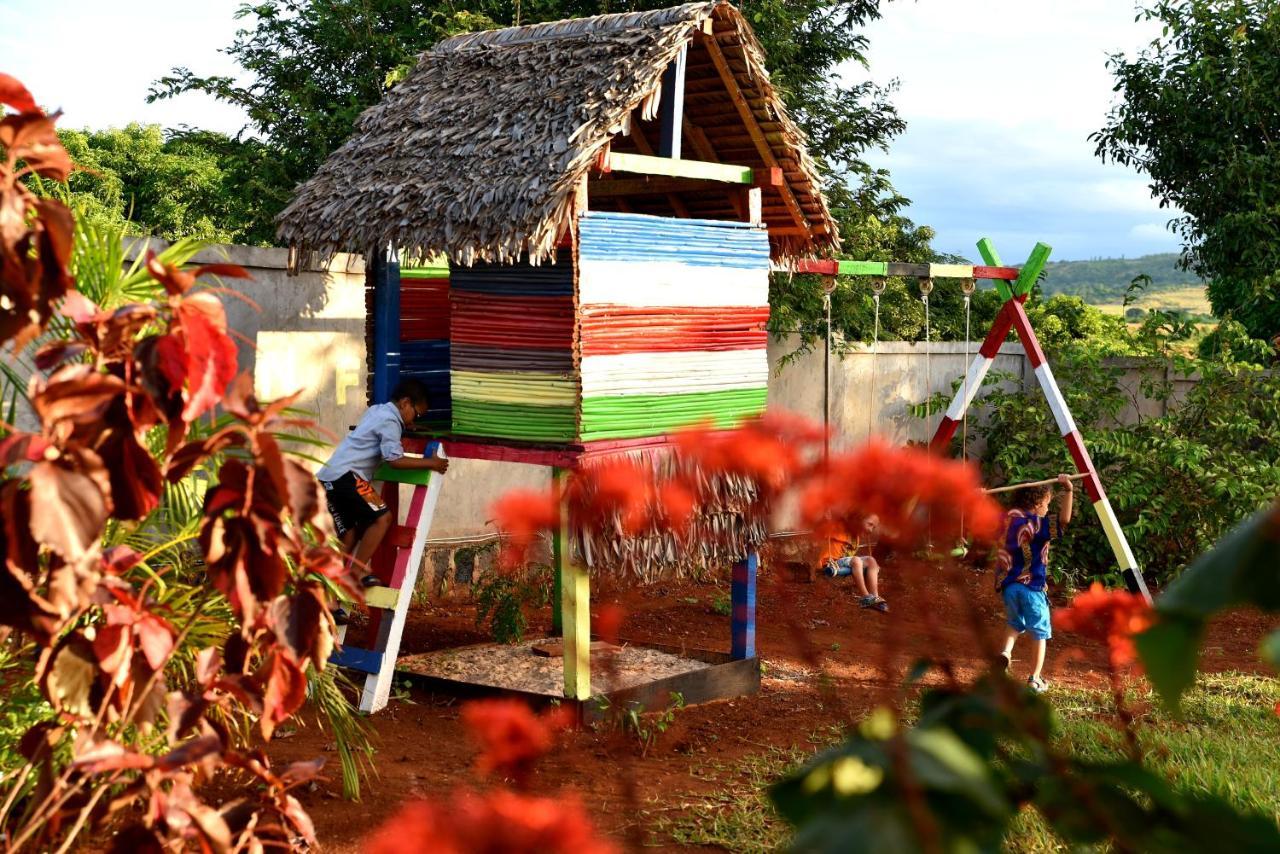 Villa Meva Antanamitarana Atsimo Bagian luar foto